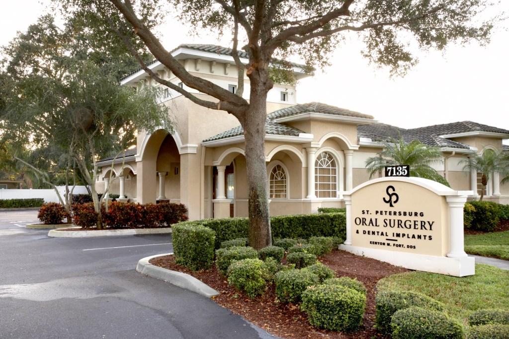 Exterior of St. Petersburg Oral Surgery & Dental Implants
